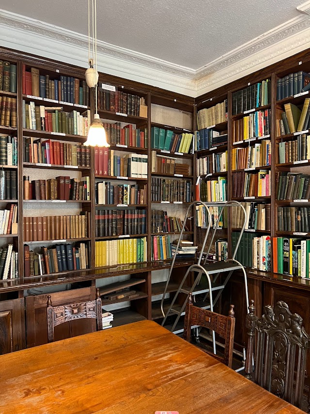 A corner of the Botanical Reference Library